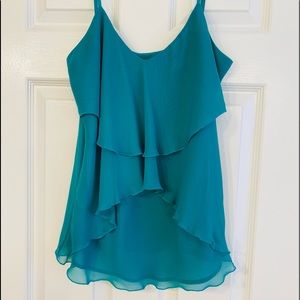 ✨ NWOT Le Château stappy top ☘️